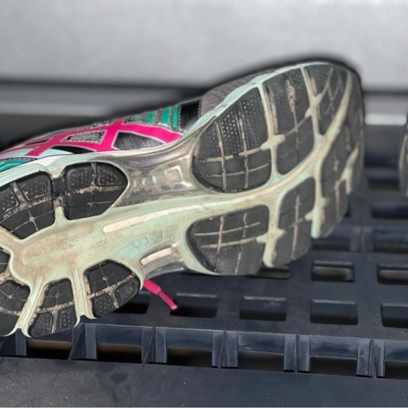 Asics Womens Gel Nimbus 15 Running Shoes Green T3B5N Low Top Sneakers 11.5 - Picture 5 of 7